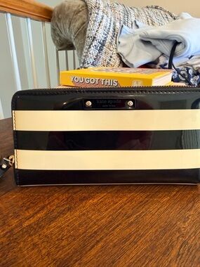 kate spade Black and Cream Striped Patent Zip Wallet